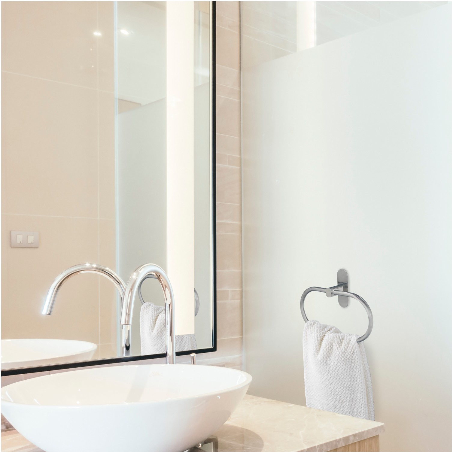 Toallero Forma Anilla Color Inox Con Efecto Espejo, Autoadhesivo Resistente, Porta Toallas, Toallero Adhesivo Pared / Mueble
