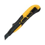 Cutter 18 Mm. Con 2 Hojas Acero Sk5 Boton Autoretractil Hoja Pavonada Negra