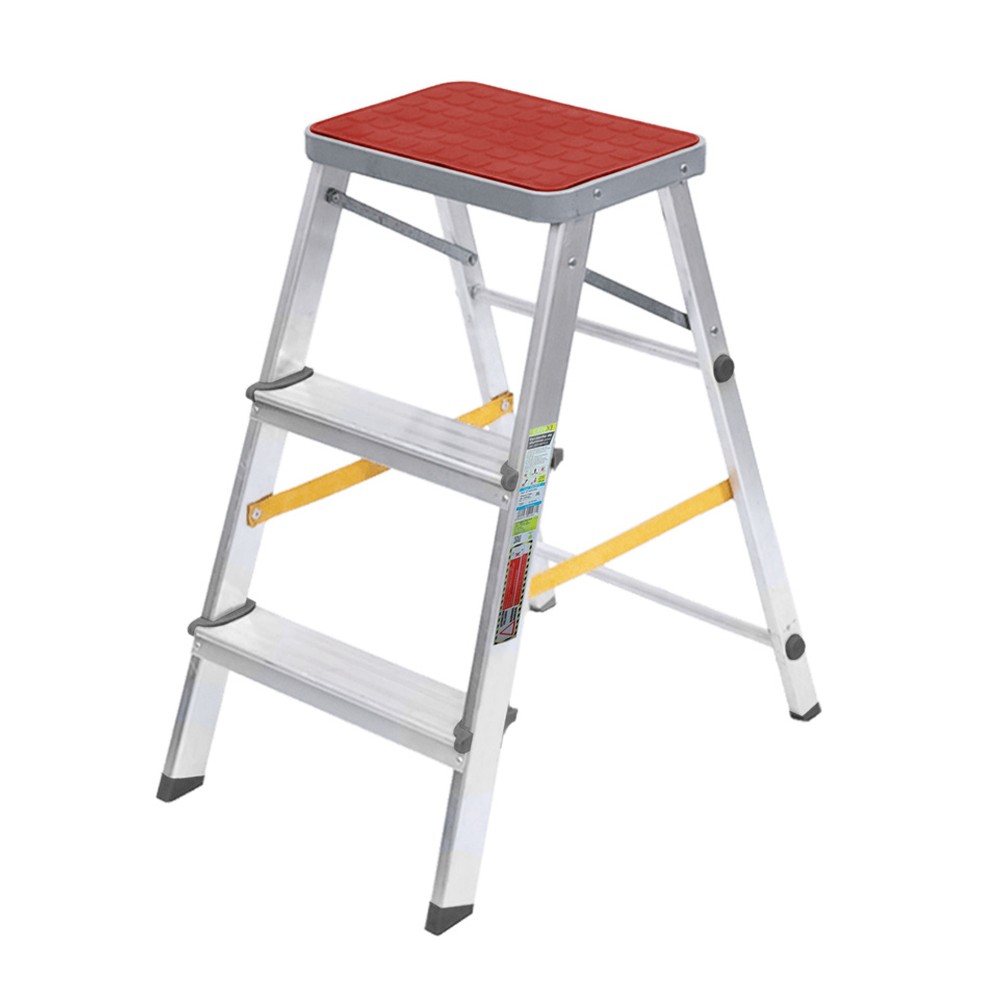 TABURETES / ESCALERAS